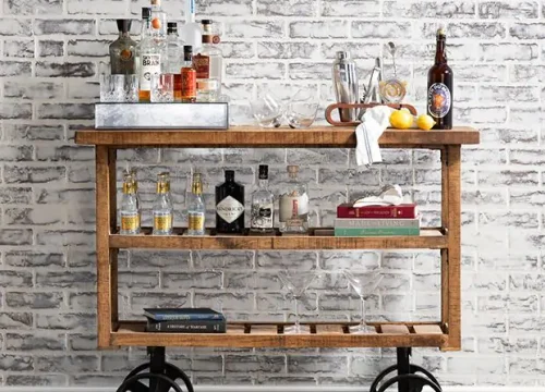 📸 Themed Bar Cart or Photo-Ready Backdrop